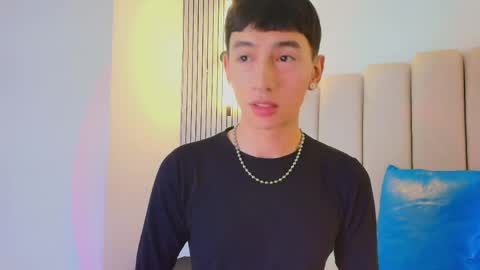 lian_cameron online show from 04-28-26, 04:06
