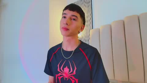 lian_cameron online show from 05-06-26, 04:08
