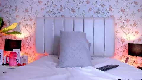 Snapshot of liana_asaff chatting on 02-19-25, 02:33 Mistress Liana - Sir Asaf online show from 02-19-25, 02:33