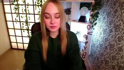 Liana online show from 12-23-24, 02:13