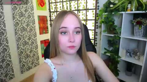 Liana online show from 03-11-25, 02:10