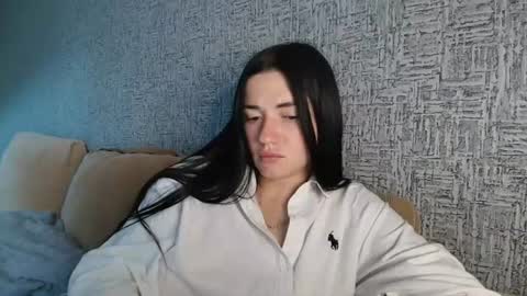 liana_diva online show from 06-22-26, 04:04