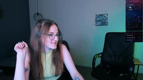 Little Liana  online show from 12-14-24, 02:45