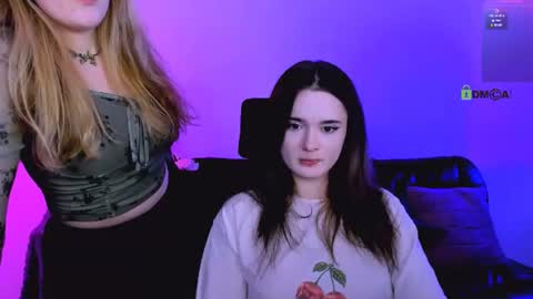Little Liana  online show from 06-11-26, 12:32