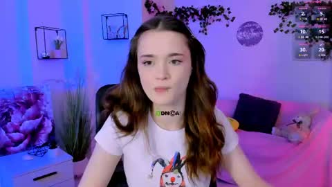Little Liana  online show from 06-26-26, 06:34