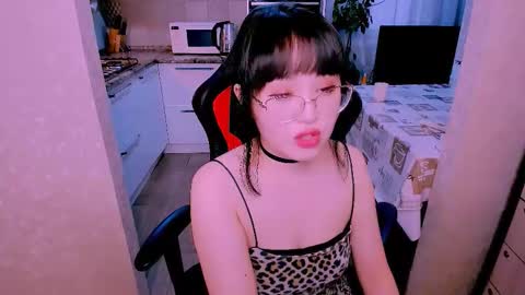Snapshot of lianayun chatting on 02-13-26, 12:01 Liana online show from 02-13-26, 12:01