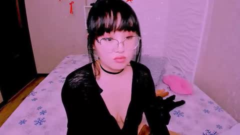 Snapshot of lianayun chatting on 03-11-26, 11:38 Liana online show from 03-11-26, 11:38