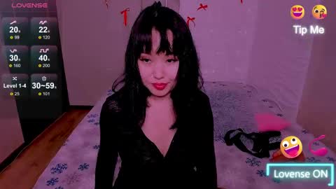 Snapshot of lianayun chatting on 04-17-26, 11:35 Liana online show from 04-17-26, 11:35