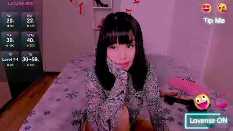 Snapshot of lianayun chatting on 04-23-26, 11:42 Liana online show from 04-23-26, 11:42