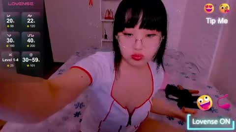 Snapshot of lianayun chatting on 05-08-26, 11:48 Liana online show from 05-08-26, 11:48