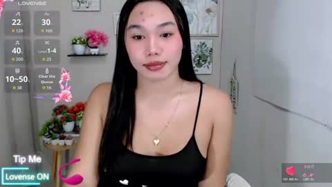Liane online show from 06-18-26, 03:51