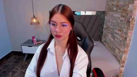 LIANE online show from 12-14-24, 07:46