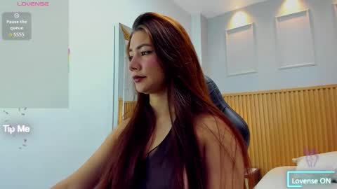 LIANE online show from 03-06-25, 08:05
