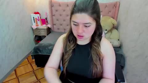 Snapshot of lianngrace chatting on 03-24-26, 02:00 Grace online show from 03-24-26, 02:00