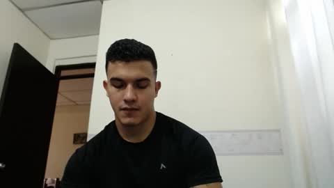 Liamstonne online show from 05-04-26, 03:19