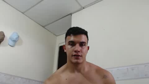 Liamstonne online show from 05-18-26, 08:03
