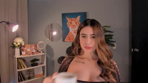 Snapshot of liapearce chatting on 03-02-26, 01:18 Lia online show from 03-02-26, 01:18