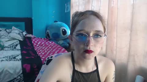 Lia Roberts online show from 02-11-25, 12:16