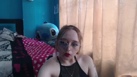 Lia Roberts online show from 02-11-25, 06:44