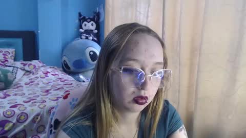 Lia Roberts online show from 03-04-25, 06:50