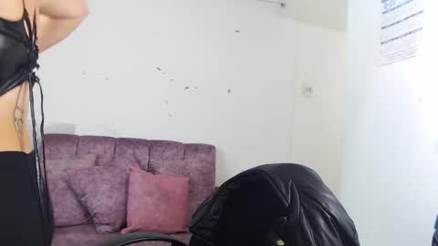 liastark19 online show from 04-21-26, 05:03