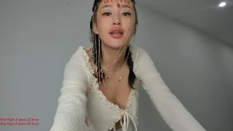 Lia online show from 12-27-24, 04:47