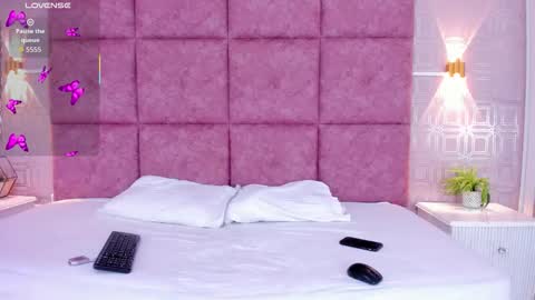 Snapshot of liavelez_ chatting on 03-16-26, 01:48 liavelez_ online show from 03-16-26, 01:48