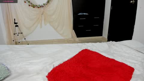 Lia online show from 01-21-25, 03:21