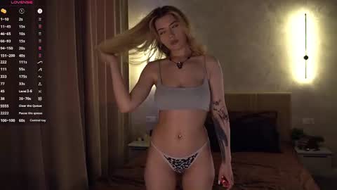 Elena online show from 07-18-26, 02:32