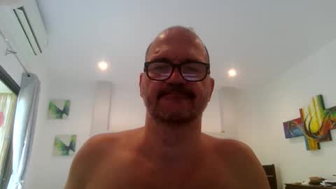 Snapshot of libertarians1972 chatting on 10-30-25, 05:31 Cockcentric online show from 10-30-25, 05:31