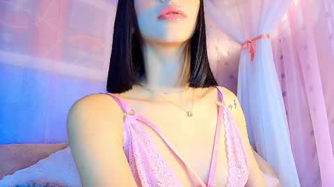 Valentina Hall online show from 04-11-26, 11:36