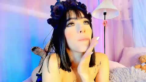 Valentina Hall online show from 04-19-26, 06:10