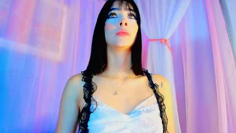 Valentina Hall online show from 05-03-26, 11:38