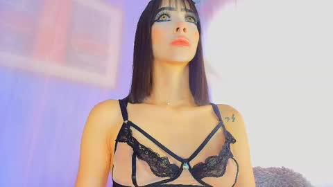 Valentina Hall online show from 05-07-26, 11:37