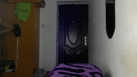 Snapshot of lick_my_pussyyy226651 chatting on 02-22-25, 01:55 caira online show from 02-22-25, 01:55