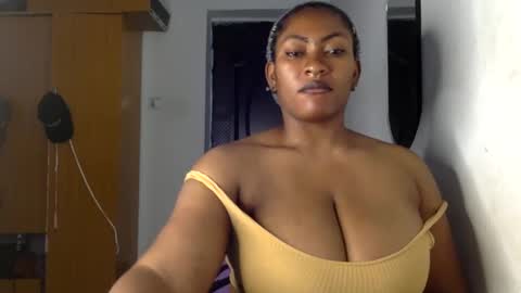 Snapshot of lick_my_pussyyy226651 chatting on 02-26-25, 03:53 caira online show from 02-26-25, 03:53