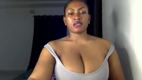 Snapshot of lick_my_pussyyy226651 chatting on 09-12-25, 10:10 caira online show from 09-12-25, 10:10