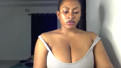 Snapshot of lick_my_pussyyy226651 chatting on 09-19-25, 10:10 caira online show from 09-19-25, 10:10