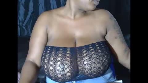 lickabletash98 online show from 12-31-24, 04:04