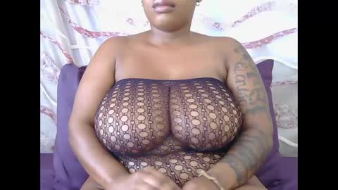 lickabletash98 online show from 01-28-25, 06:27
