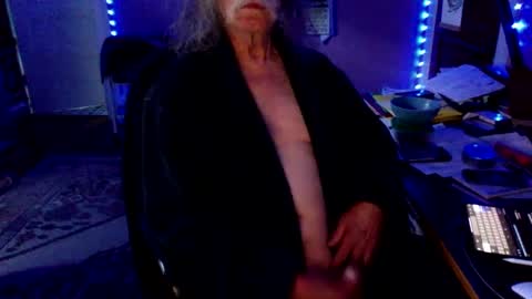 Snapshot of lickyouryoni chatting on 09-27-25, 02:22 LickYourYoni online show from 09-27-25, 02:22