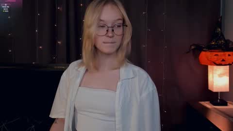 Ann online show from 10-30-25, 07:25