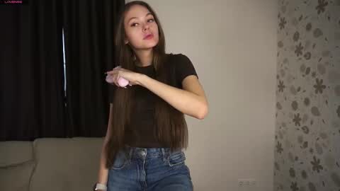 Snapshot of liersery chatting on 10-08-25, 05:16 Georgina online show from 10-08-25, 05:16