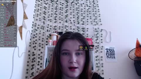 light_lunaa online show from 02-06-25, 05:25