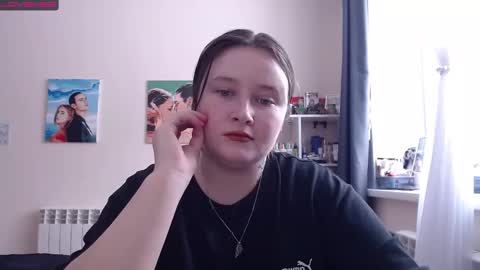 light_lunaa online show from 03-06-25, 09:36