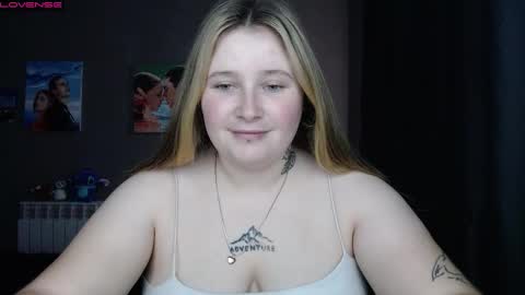light_lunaa online show from 09-29-25, 07:02