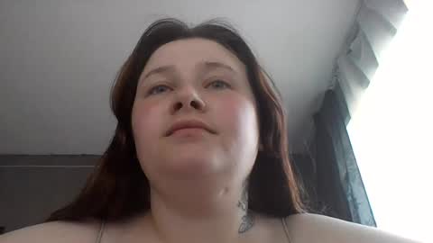 light_lunaa online show from 06-21-26, 01:24