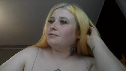 light_lunaa online show from 07-06-26, 04:31