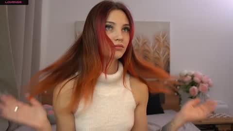 Snapshot of light_my_f1re chatting on 09-12-25, 07:19 Melissa online show from 09-12-25, 07:19