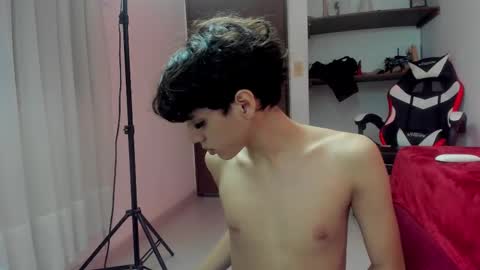 Snapshot of lightboy0 chatting on 09-28-25, 02:22 lightboy0 online show from 09-28-25, 02:22